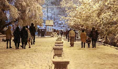 برف در تهران، باران در استان‌ها، زمستان در ایران