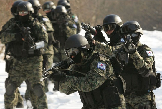 دوئل مرگ؛ مقایسه‌ی قدرت نظامیِ کره جنوبی و شمالی