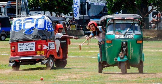 مسابقات عجیب و جالب در سریلانکا