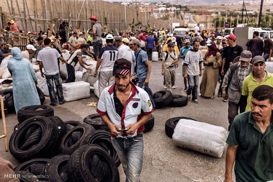قاچاق کالا در مرز اسپانیا و مراکش