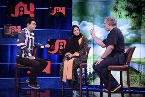 فرزاد حسنی: ازدواج یکباره می آید!