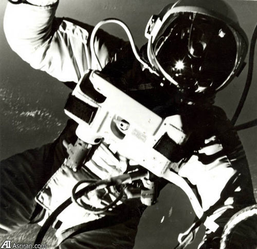 نخستین پیاده‌روی فضایی آمریکایی‌ها +عکس