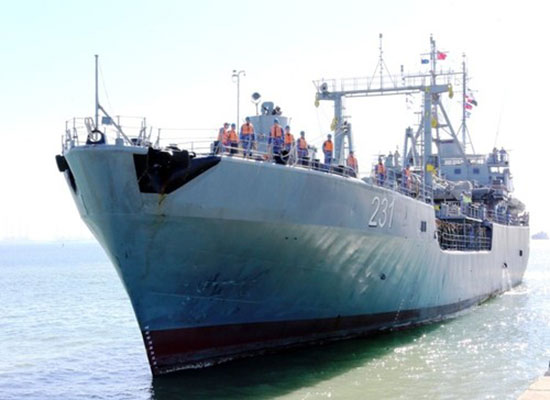 ورود کشتی های جنگی مصر به خلیج فارس