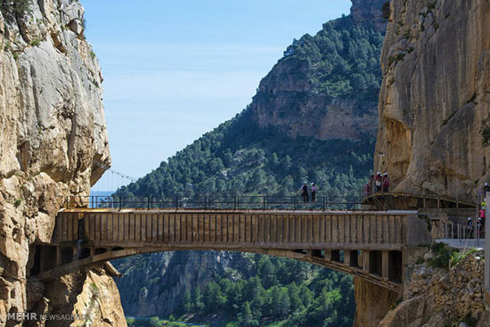 خطرناک ترین پل پیاده روی جهان‎