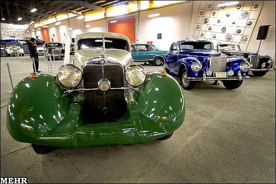 نمایشگاه خودروهای قدیمی ایران/ عکس