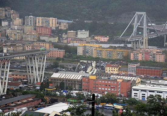 سقوط مرگبار پل «جنوا» در ایتالیا