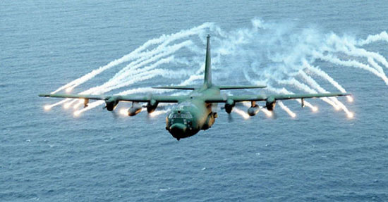 16 هواپیمای جنگی پرسرعت در نیروی هوایی آمریکا