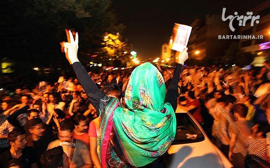 اثر شادی های خیابانی بر اعصاب ایرانی ها