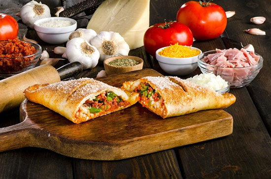 طرز تهیه پیتزا ایتالیایی کالزونه، مرحله به مرحله