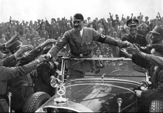 آنچه باید از خودکشی هیتلر بدانیم