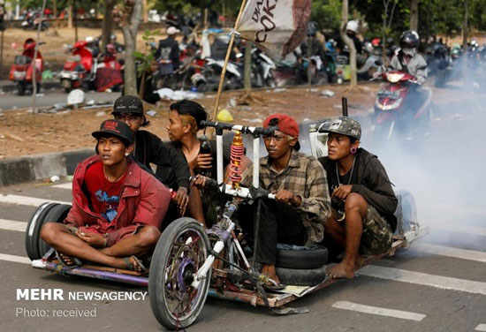 مسابقه ماشین‌های دست ساز در اندونزی