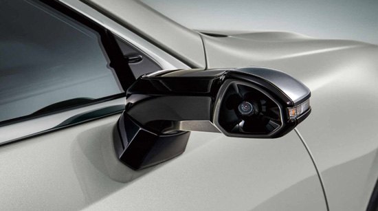 لکسوس ES ۲۰۱۹؛ اولین خودروی جهان با آینه‌های دیجیتال!
