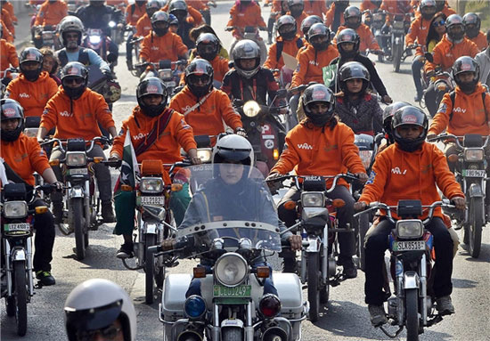 عکس: موتورسواری زنان در پاکستان