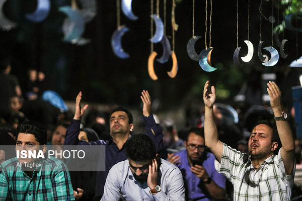 مراسم احیای شب نوزدهم ماه رمضان در تهران