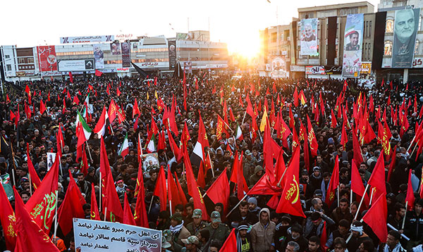 همراه با تشییع پیکر سردار سلیمانی در کرمان