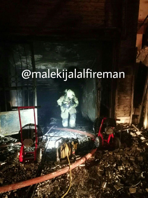 آتش‌سوزی مهیب خانه دو طبقه در خیابان سراج