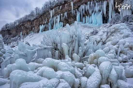 تصاویر زیبا و افسانه‌ای از یخ زدن آبشار نیاگارا