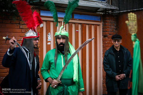 عکس: دعوت حسینی از نیویورک تا خرم آباد