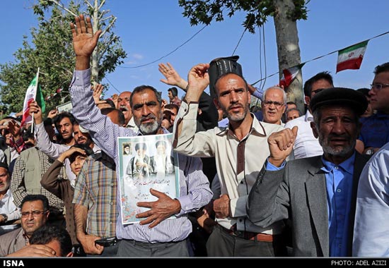 عکس: حضور نوه امام (ره) در جمع مردم خمین