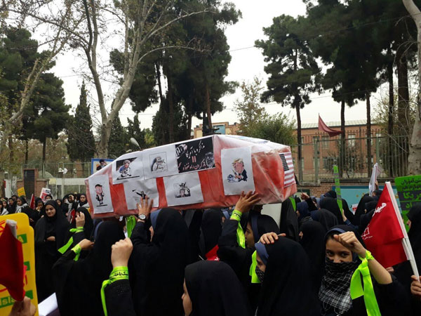 پاسخ دانش‌ آموزان ایرانی به ضعف ترامپ در تاریخ