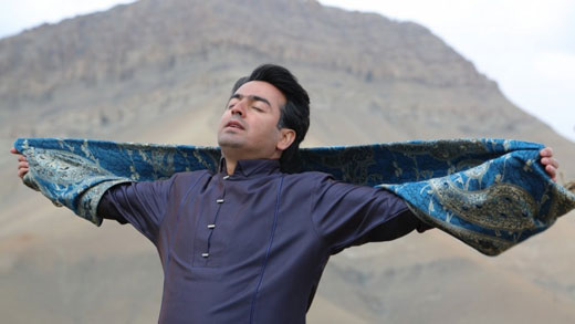 «پرواز همای»، دل نگرانِ موسیقی سنتی ایران