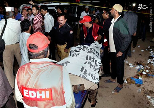 اولین تصاویر از انفجار انتحاری در پاکستان