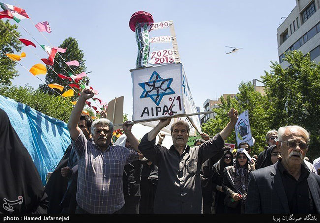 تابوت اسرائیل در دست راهپیمایان تهرانی