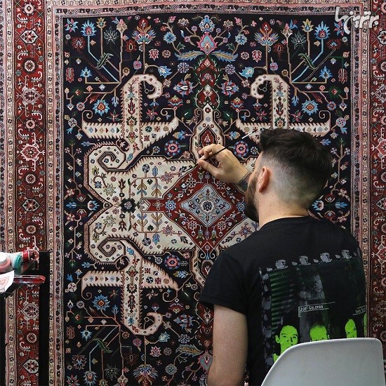 نقاشی استادانه قالی های ایرانی به دست هنرمند میامی