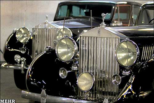 نمایشگاه خودروهای قدیمی ایران/ عکس