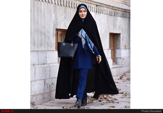 مهناز افشار با حجاب چادر در یک سریال