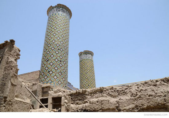 عمارت مخروبه در «کوچه مروی» +عکس