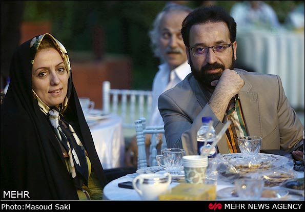 فرزاد جمشیدی‌ و همسرش‌ در د‌و عکس
