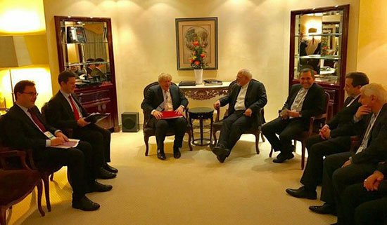 ظریف با وزیر خارجه انگلیس دیدار کرد