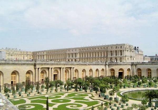 معروف‌ ترین کاخ‌ های جهان +عکس
