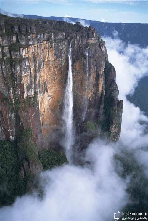 طولانی‌ترین و زیباترین آبشار جهان