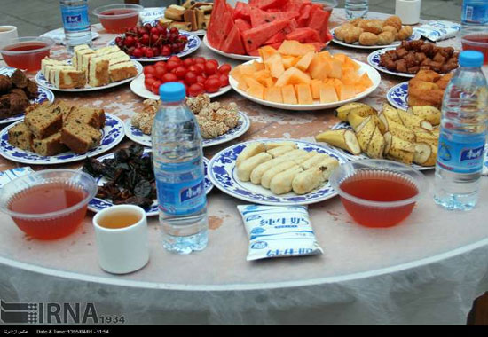 عکس: مراسم افطاری در چین