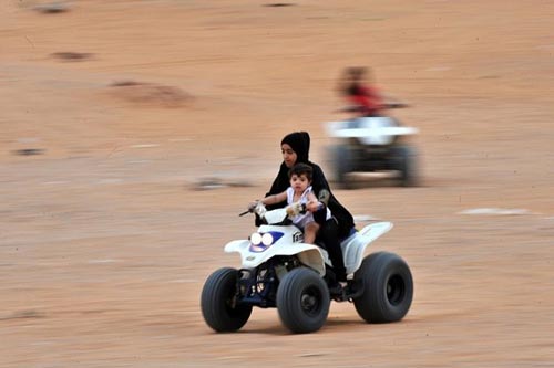 گزارش تصویری: تفریح مشروط زنان سعودی