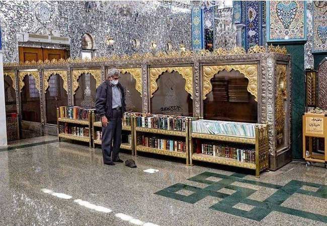 فرمانده سپاه قدس در حرم حضرت زینب(س)