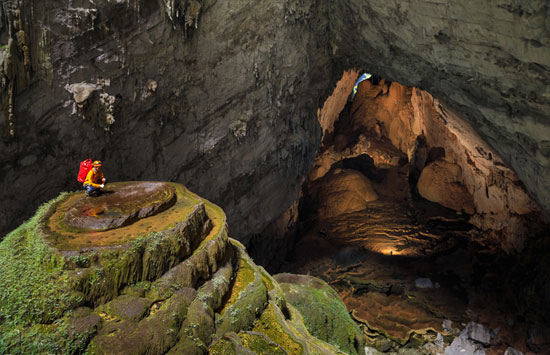 سفری به درون بزرگترین غار دنیا +عکس