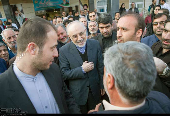 بازدید صالحی از راکتور اتمی شهر هسته‌ای ایران