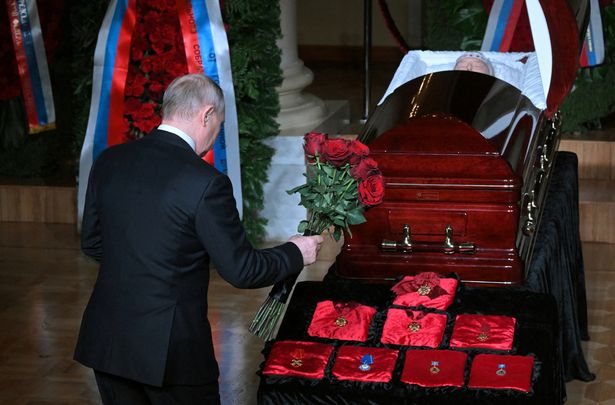 0_مراسم یادبود-سیاستمدار-روس-ولادیمیر-ژیرینوفسکی-در-مسکو