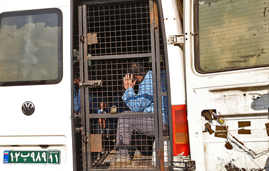 عکس: بازداشت قاچاقچیان مواد مخدر تهران