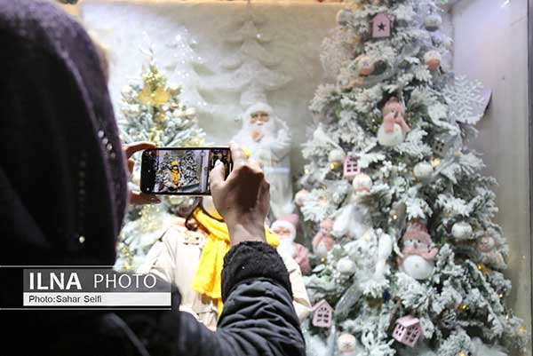 حال و هوای خرید کریسمس در تهران