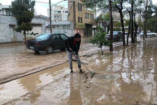 خیابان‌های شیراز؛ چند ساعت بعد از سیل