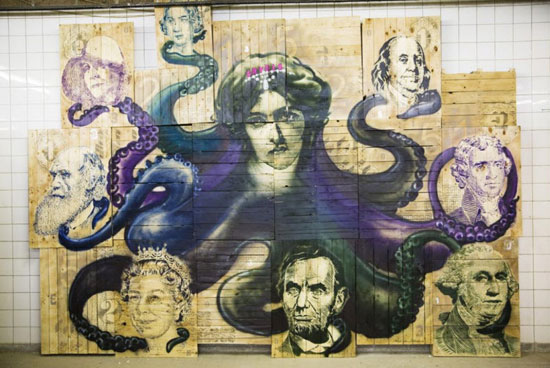 تغییر نمای یک بانک متروکه توسط 165 هنرمند خیابانی