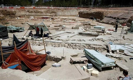 کشف یک گورستان باستانی در یونان
