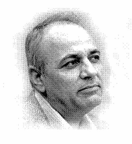گفتگو با احمد زیدآبادی درباره زندگی‌نامه خواندنی و پرفروش‌اش