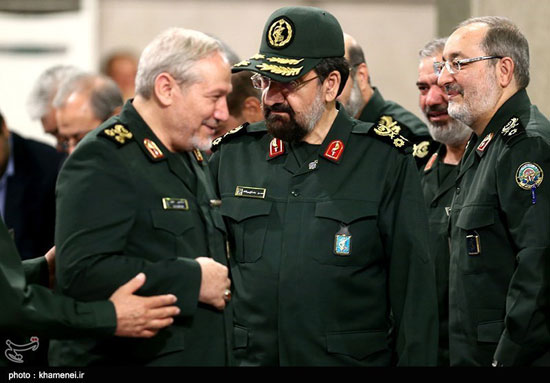 عکس: دیدار فرماندهان سپاه با رهبر انقلاب عکس: دیدار فرماندهان سپاه با رهبر انقلاب