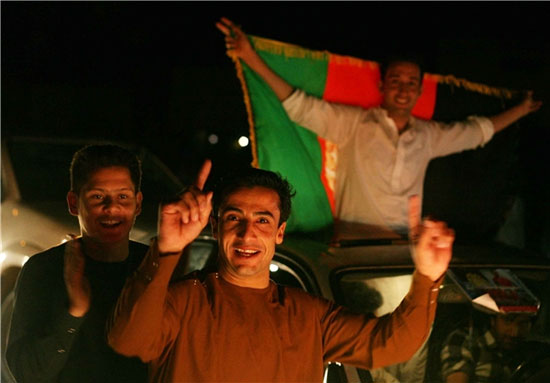 عکس: شادمانی افغان ها از قهرمانی فوتبال
