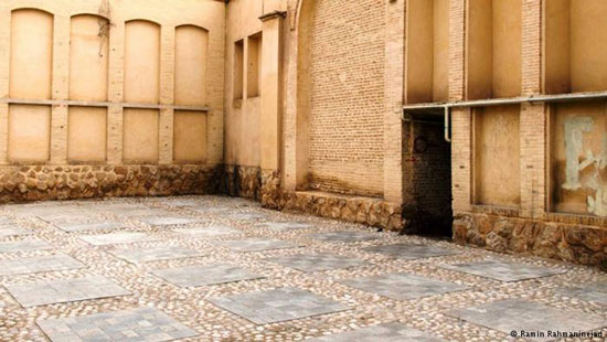 «سنگ سیاه»، محله‌ای قدیمی در شیراز